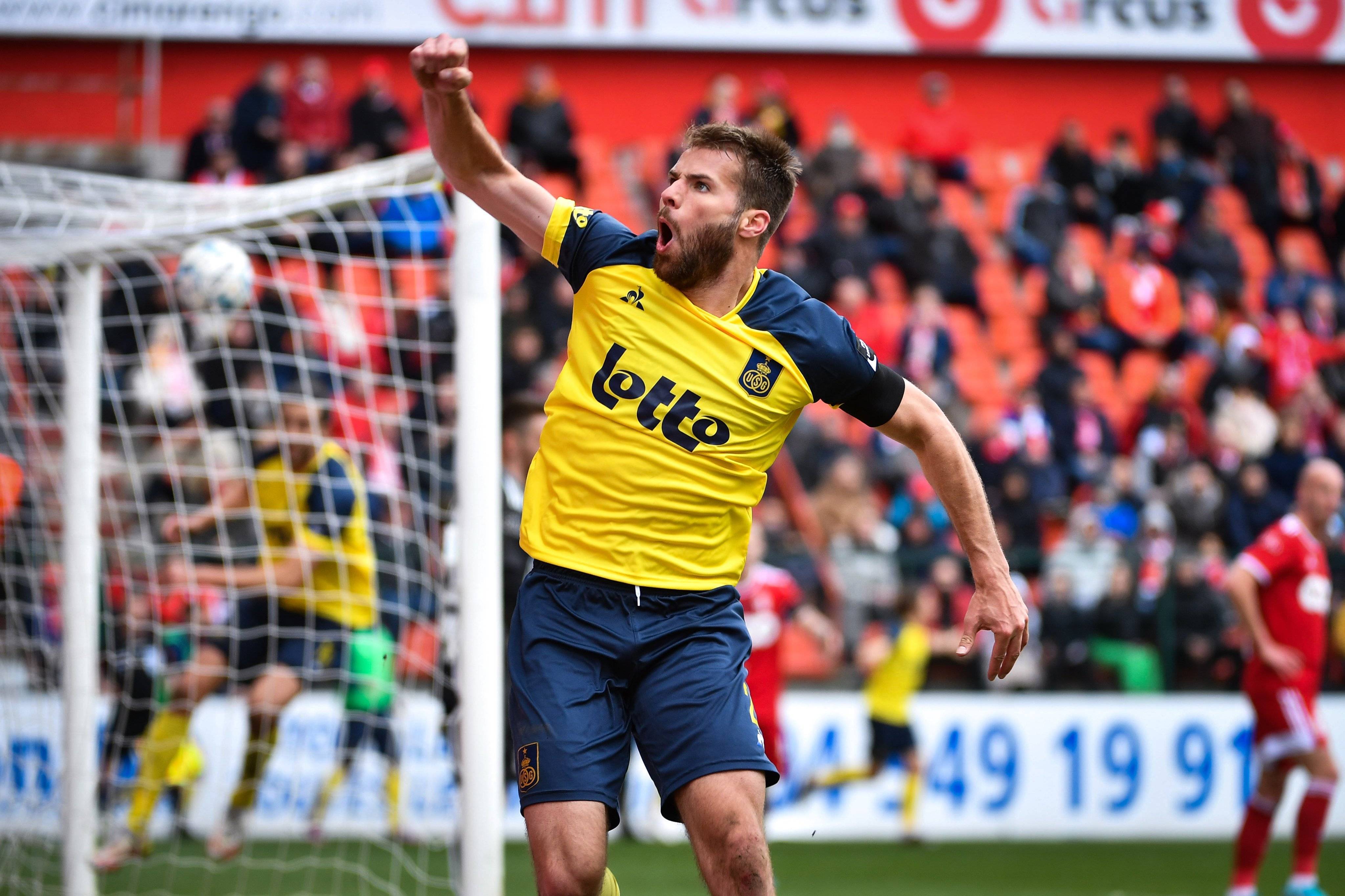 中欧体育资讯-加时末段全明星赛焦点战，国际米兰主帅复盘，引发热议，训练强度明显提升的简单介绍